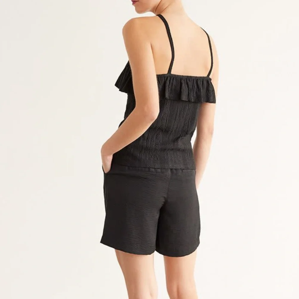 Black or White Halter Eyelet Tank - Picture 9 of 10